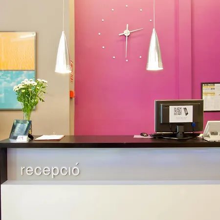 Otel Toc Ramblas Barselona