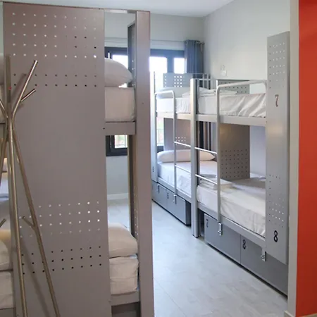 Hostal Bcnsporthostels *
