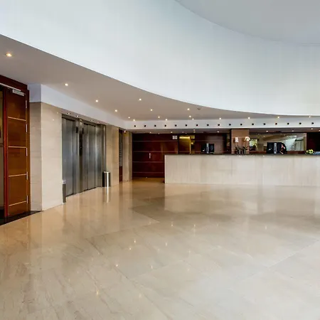 Leonardo Gran Via Hotel 3*