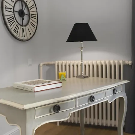 Hotel Meson Castilla Atiram