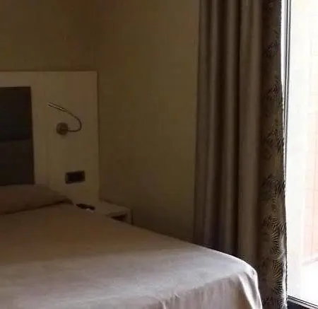 House Hotel 3*