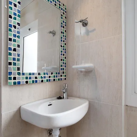 Tarradellas Sants Estacio Barcelona