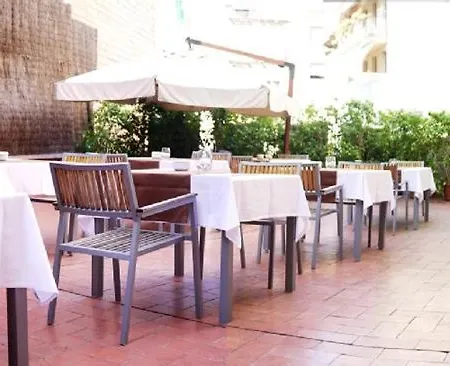 Oriente Atiram Hotel