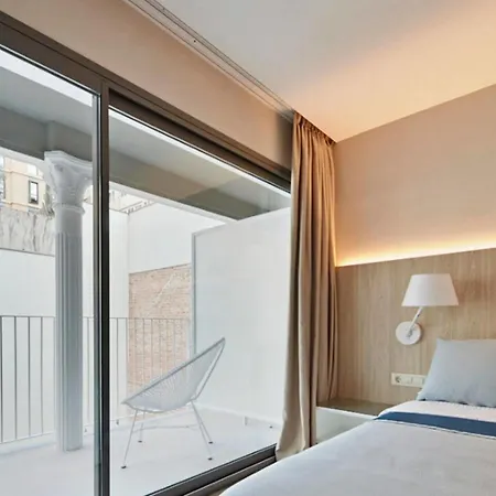 Omnium Hotel 2*
