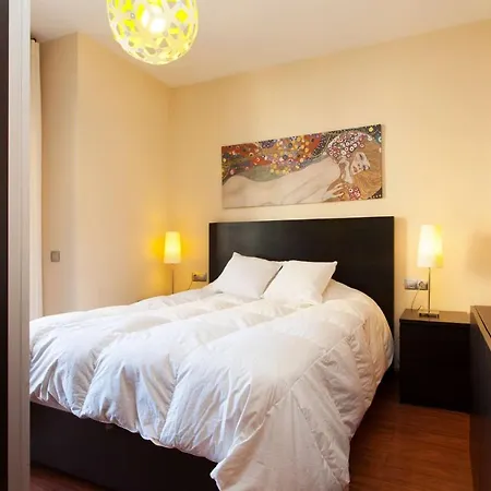 Pujades Apartment *