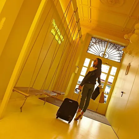 Chic & Basic Lemon Boutique 2* Barcelona