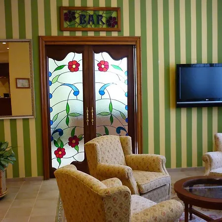 Hotel Regencia Colón