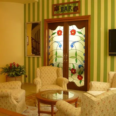 Hotel Regencia Colón 3*
