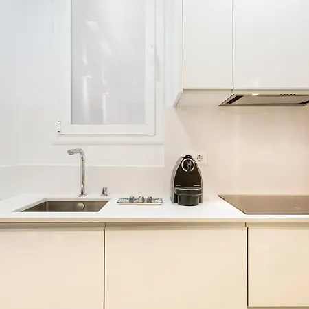 Charming Parallel Appartement *