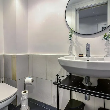 Apartment Sweett - Gothic *