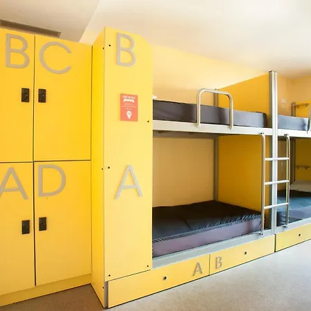 Hostel Twentytu