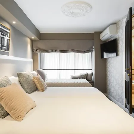 Acta Splendid 3*