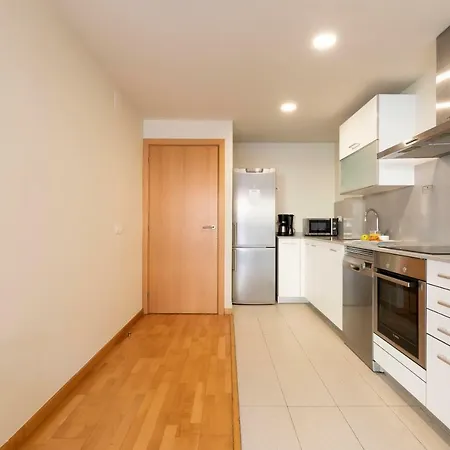 Ab Park Gueell-gaudi Apartman *