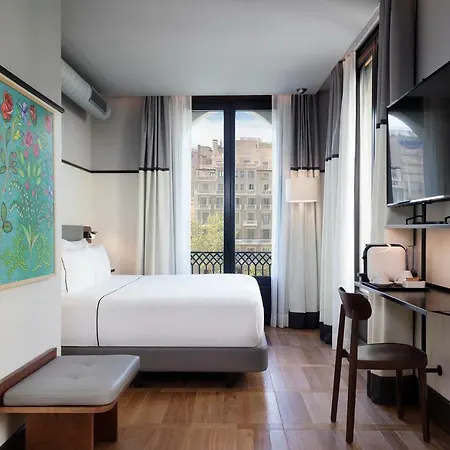 Praktik Essens Hotel