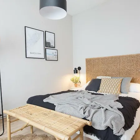 Apartment Lodging Sagrada Familia Rossellon Barcelona