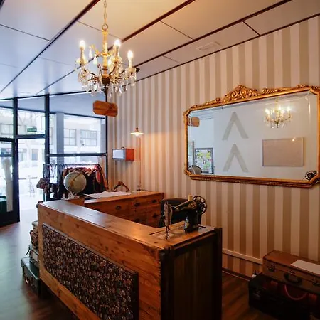 Pars Tailor'S Hostel