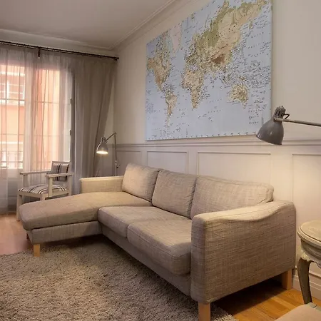 Apartment Nextdoor Gaudi Barcelona