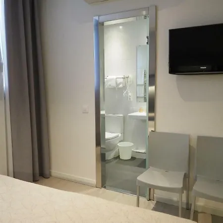 Benidorm Гостевой дом 2*