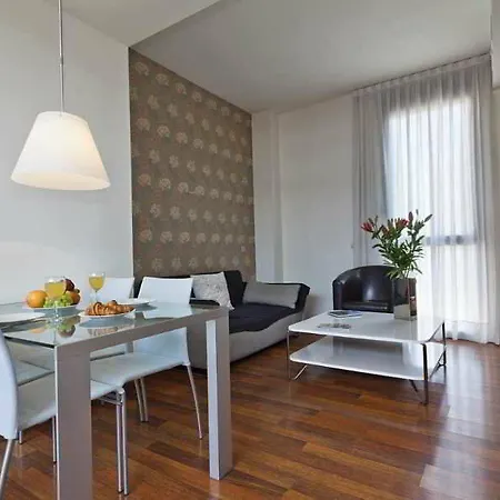Inside Mercat Apartment Barcelona