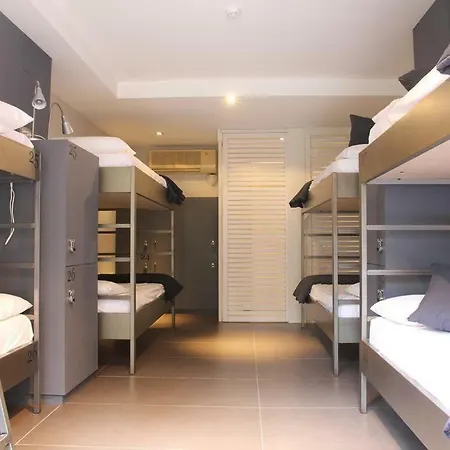 Hostel Don Moustache Boutique *