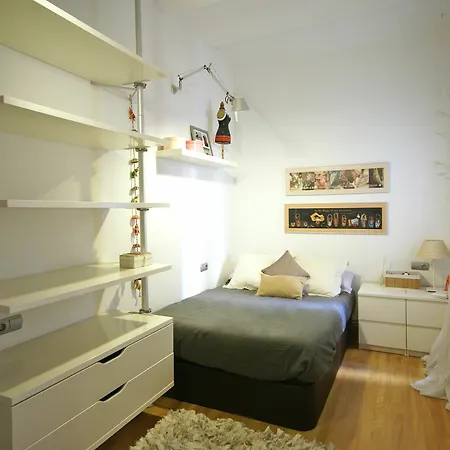Apartman Flateli Enric Granados 72
