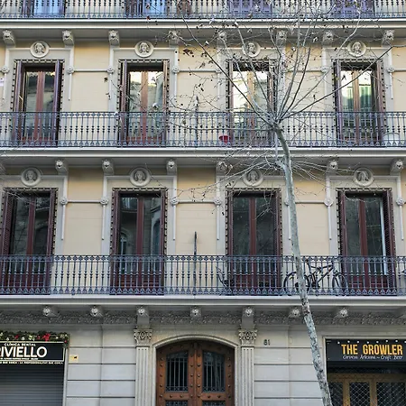Lägenhet Spacious And Luminous Flat With Balcony Barcelona