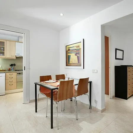 Ainb Diagonal Francesc Macia Apartament Barcelona