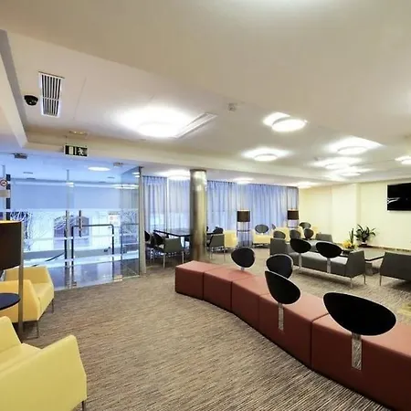 Chic&basic Reding Hotel 3*