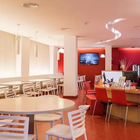 Hotel Ciutat Vella 3*