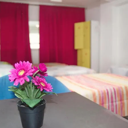 Ideal Sants Pensjonat 2*