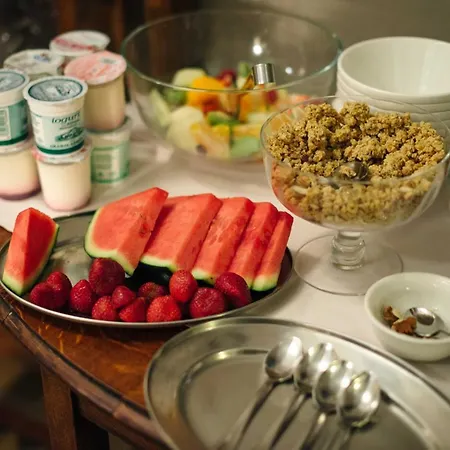 Bed and breakfast Circa 1905