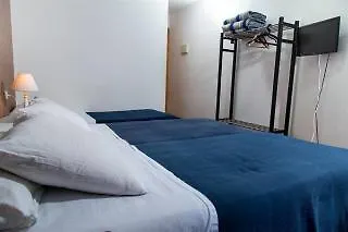 هوستال إل كيه بيت ضيافة برشلونة