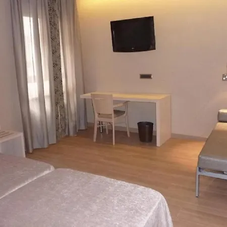 House Hotel