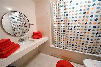 Ausias Marc 4*