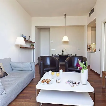 Inside Mercat Apartment Barcelona