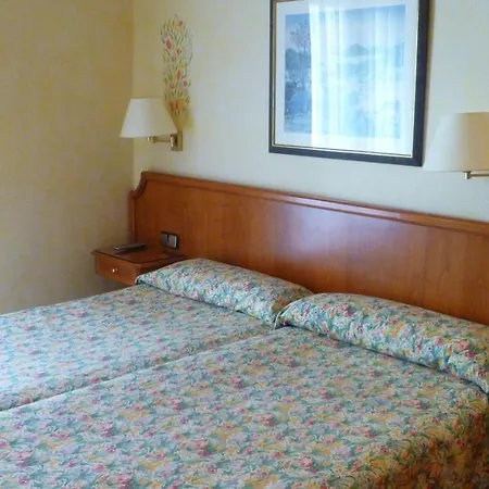 Hotel Regencia Colón 3*