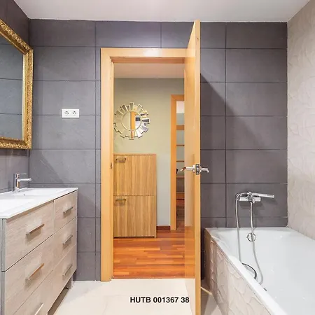Alcam Hercules Apartment