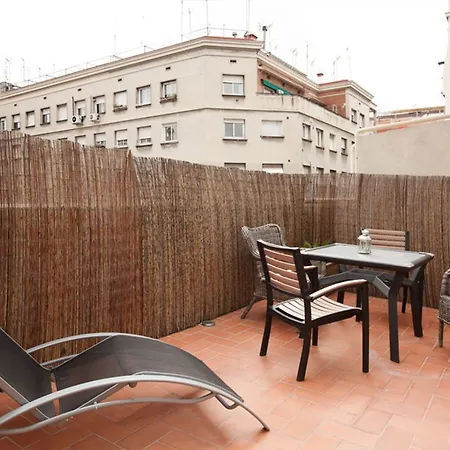 Penthouse In Sagrada Familia شقة *