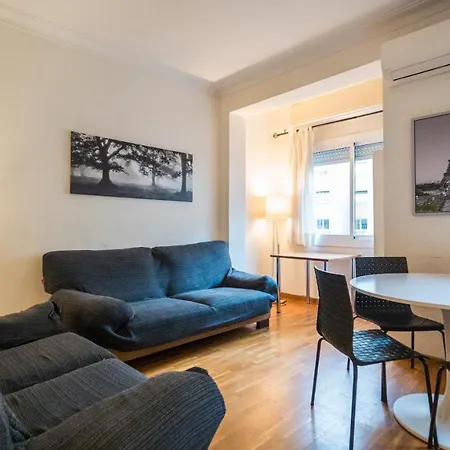 Ainb Diagonal Francesc Macia Apartament *