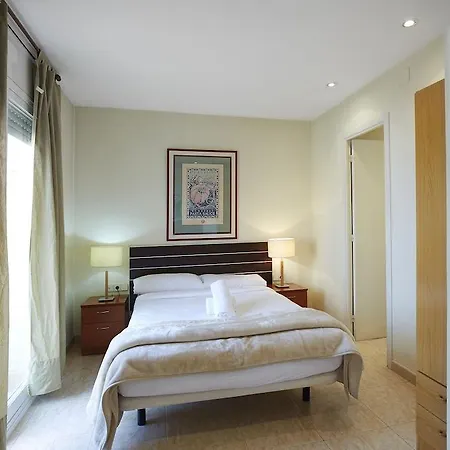 Ainb Diagonal Francesc Macia Apartament