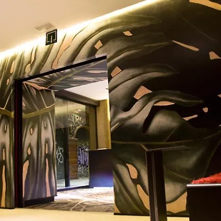 Hotel House 3*