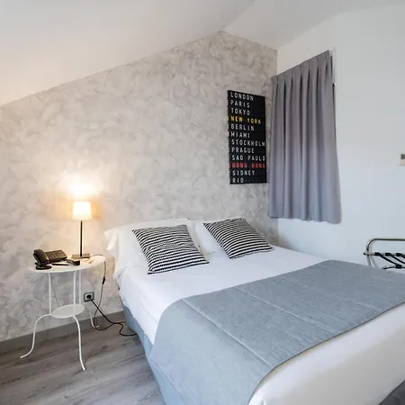 Atenea Calabria 3* Barcelona