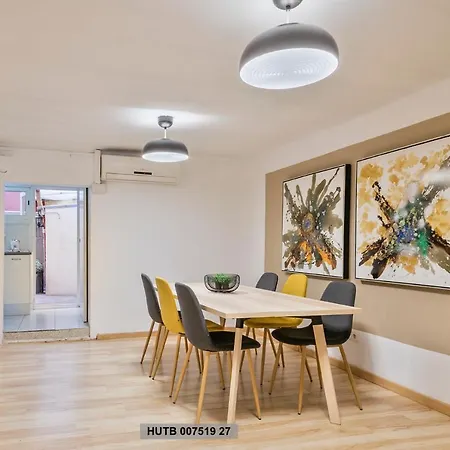 Alcam Office Up Apartment Barcelona