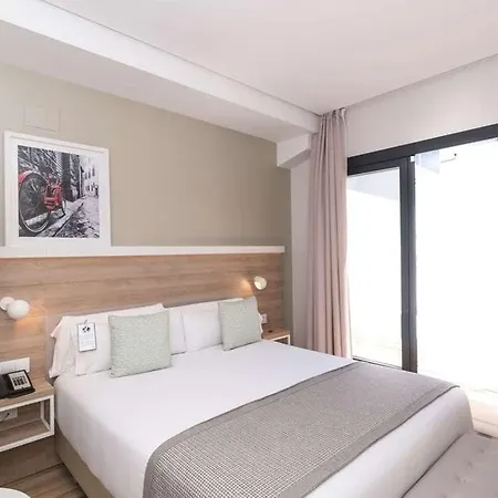 Golden Hotel