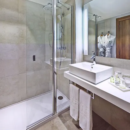 Hotel Nh Les Corts Barcelona