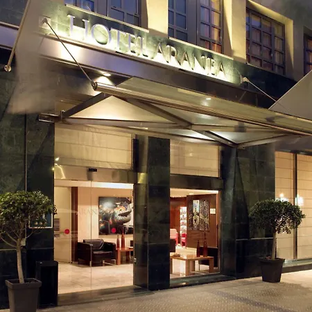 Hotel Aranea 3*