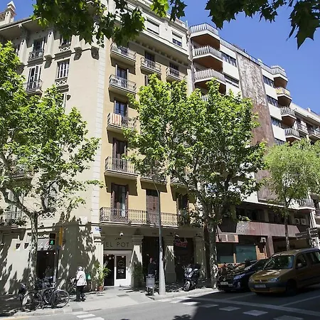 Bbarcelona Corsega Flats 3*