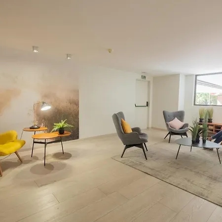 Bcn Montjuic Hotel apartamentowy 3*