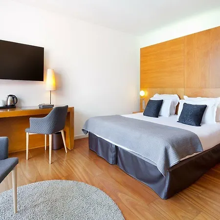 Hotel Condes De 4*