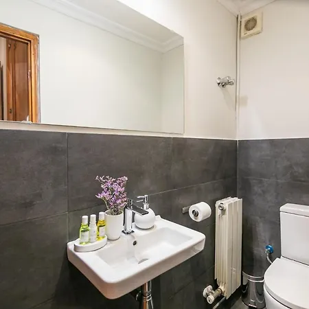 Avinyo 2 Gotic - Spacious Loft In Gothic Quarter! Lägenhet